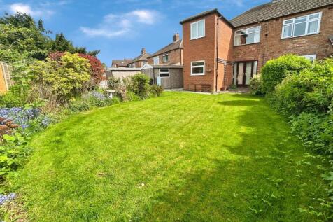 Pine Gardens, Upton, Chester... 3 bed semi