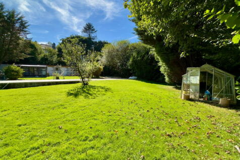 St Breock, Wadebridge, PL27 7LN 1 bed property with land for sale