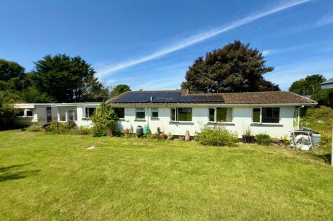 Trelights, Port Isaac 3 bed detached bungalow for sale