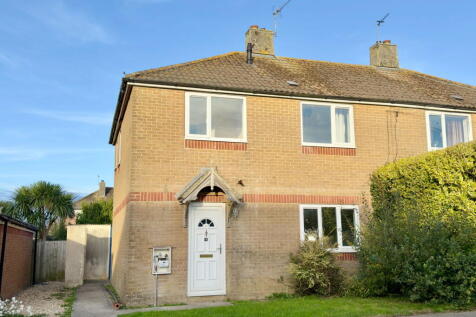 Halifax Road,St. Eval,Wadebridge,PL27... 3 bed semi