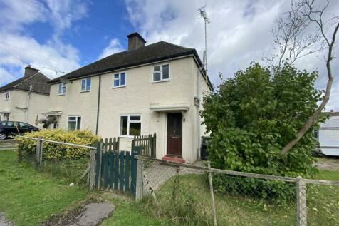 2 bedroom semi-detached house for sale