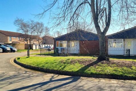 Ogilvie Square, Calne 2 bed terraced bungalow for sale