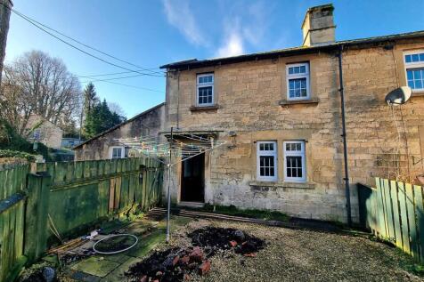 Queens Square, Box, Corsham 2 bed terraced house for sale