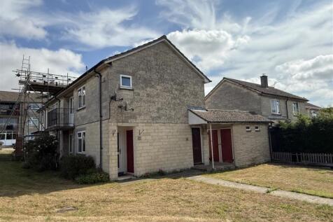 Leylands Road, Corsham 2 bed flat for sale