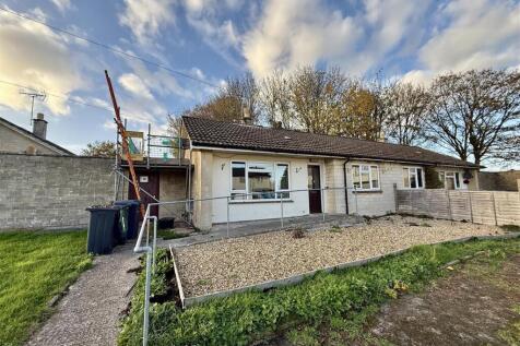 2 bedroom semi-detached house for sale