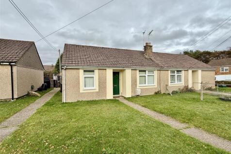 Martins Croft, Colerne, Chippenham 2 bed semi