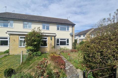 Harris Road, Ashton Keynes 3 bed end of terrace house
