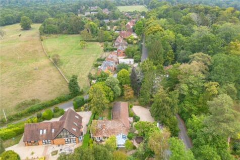 4 bedroom detached bungalow for sale