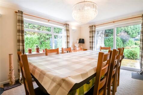 4 bedroom end of terrace house for sale