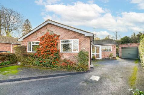 Falkland Drive, Newbury, Berkshire, RG14 3 bed detached bungalow for sale
