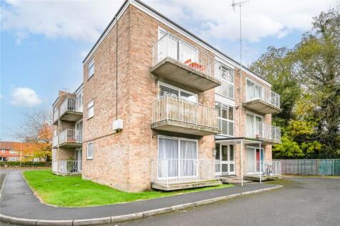 London Road, Newbury, Berkshire, RG14 1 bed apartment for sale