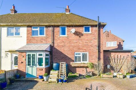 Kingsley Close, Shaw, Newbury... 3 bed semi