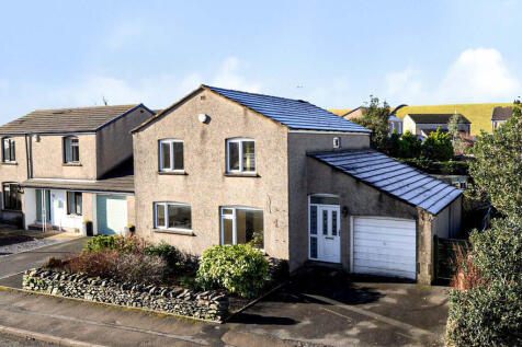 64 Valley Drive, Kendal, Cumbria, LA9... 4 bed link detached house for sale