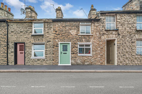 28 Ann Street, Kendal, Cumbria, LA9 6AA 2 bed terraced house for sale