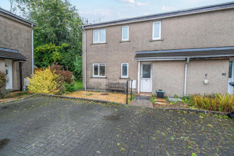 35 Lowther Park, Kendal, Cumbria, LA9... 2 bed apartment for sale