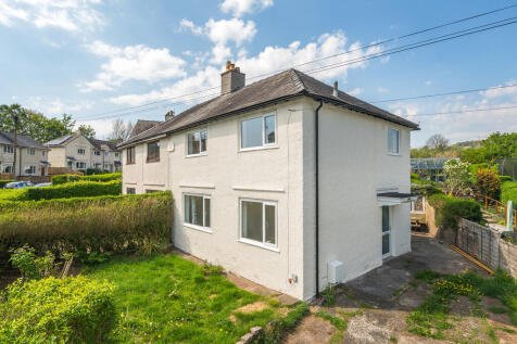 21 Vicars Field, Kendal, Cumbria, LA9... 3 bed semi