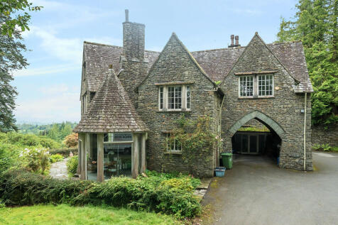 1 Keldwyth, Keldwyth Drive, Troutbeck... 5 bed semi