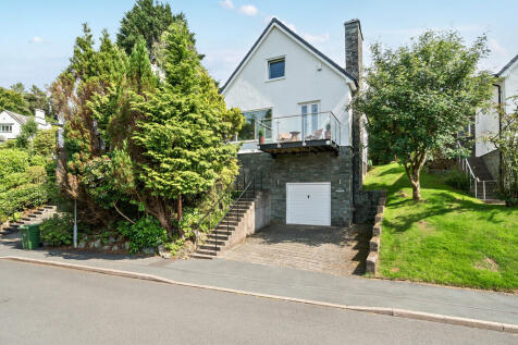 3 Beechwood Close... 3 bed detached house for sale