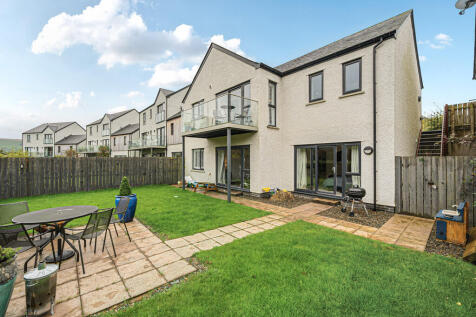 29 Oakfield Park, Kirkby Lonsdale... 4 bed detached house for sale