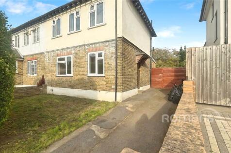 Pear Tree Avenue, West Drayton 3 bed semi