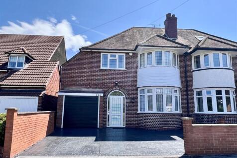 Fox Hollies Road, Hall Green, Birmingham 3 bed semi