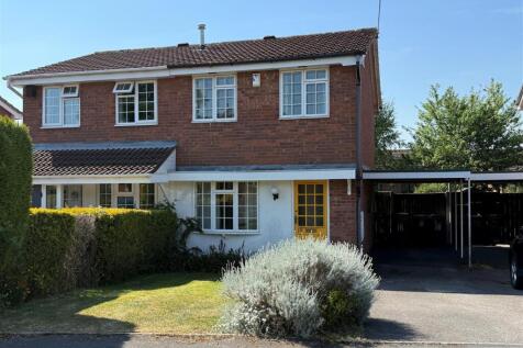 2 bedroom semi-detached house for sale