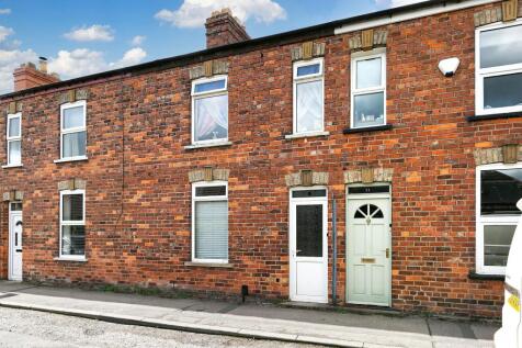 Victoria Road, Pocklington, York... 3 bed terraced house for sale
