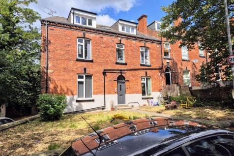 Buckingham Mount, Leeds 5 bed terraced house for sale