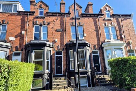 Bennett Road, Leeds 6 bed terraced house for sale