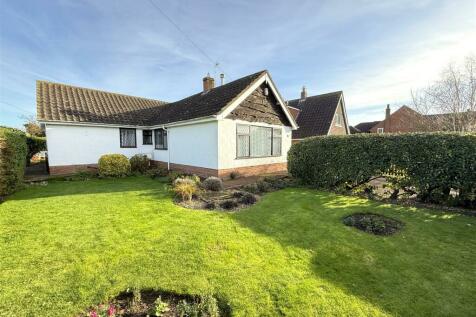 3 bedroom detached bungalow for sale