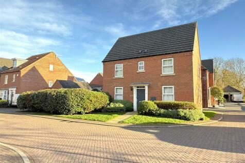 Firefly Close, Newton 3 bed detached house for sale