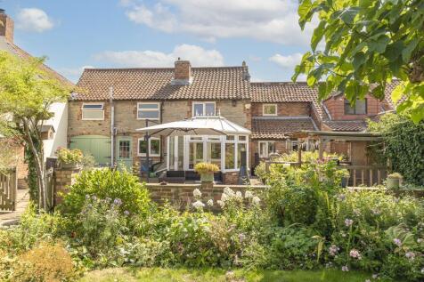 Welbournes Lane, Long Bennington 3 bed terraced house for sale