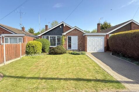 Fleming Avenue, Bottesford 2 bed detached bungalow for sale