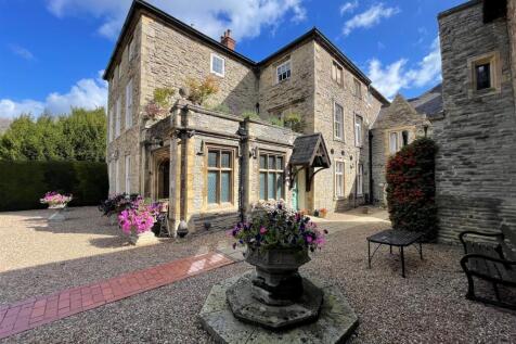 Appleton Gate, Newark 2 bed character property for sale