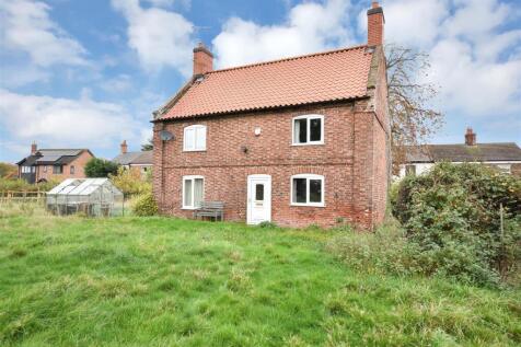 Kettlethorpe Road, Laughterton, Lincoln 2 bed cottage for sale