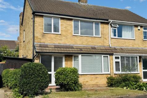 Chatsworth Avenue, Radcliffe on... 3 bed semi