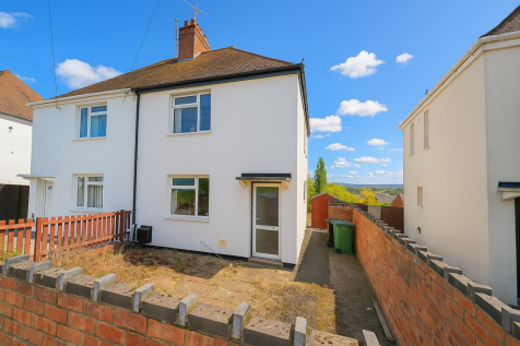 2 bedroom semi-detached house for sale