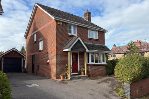 Bowey, Okeford Fitzpaine 4 bed detached house for sale