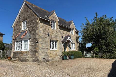 Manston, Sturminster Newton 2 bed cottage for sale