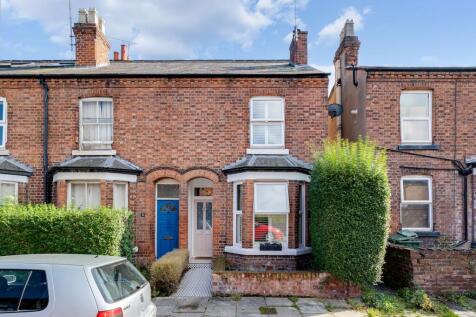 2 bedroom detached house for sale