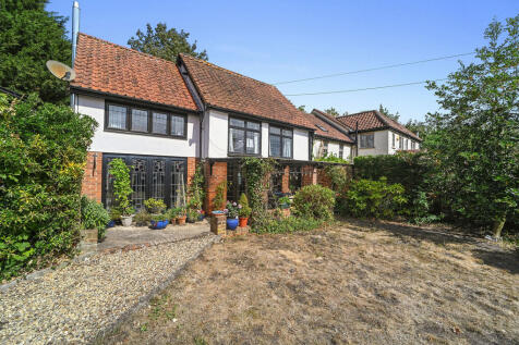 Cock Road, Halstead CO9 4 bed cottage for sale