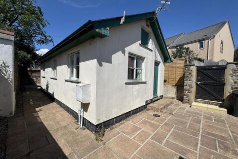CHULMLEIGH 1 bed barn conversion for sale