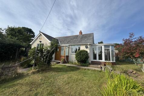 CHULMLEIGH 2 bed detached bungalow for sale