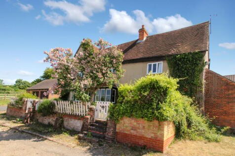 Carriage Drive, Clapham, Bedford, MK41 4 bed detached house for sale