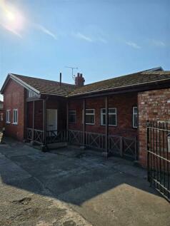 2 bedroom semi-detached bungalow for sale