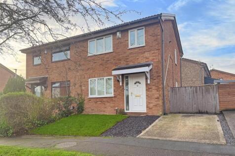 3 bedroom town house for sale