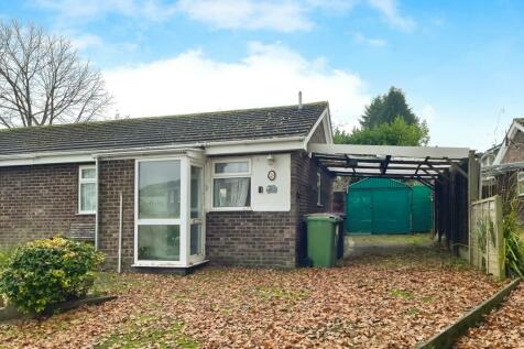 2 bedroom semi-detached bungalow for sale