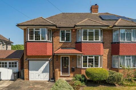 5 bedroom semi-detached house for sale