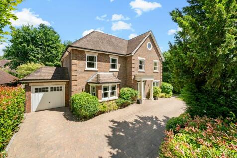 5 bedroom detached house for sale