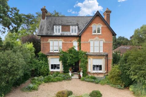 Fairmile Park Road, Pine View... 1 bed flat for sale